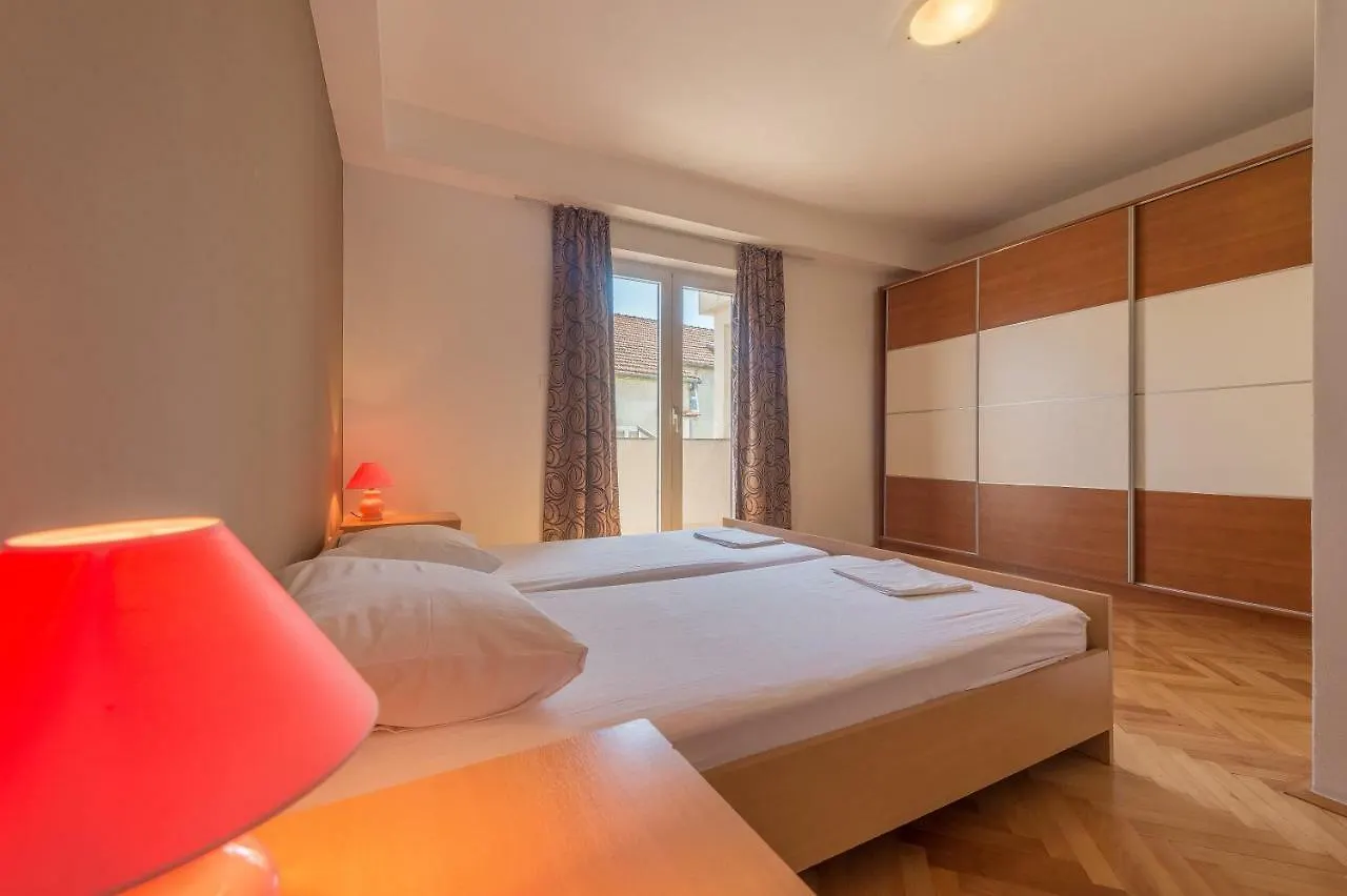 Apartmani Drago Biograd Na Moru Apartment