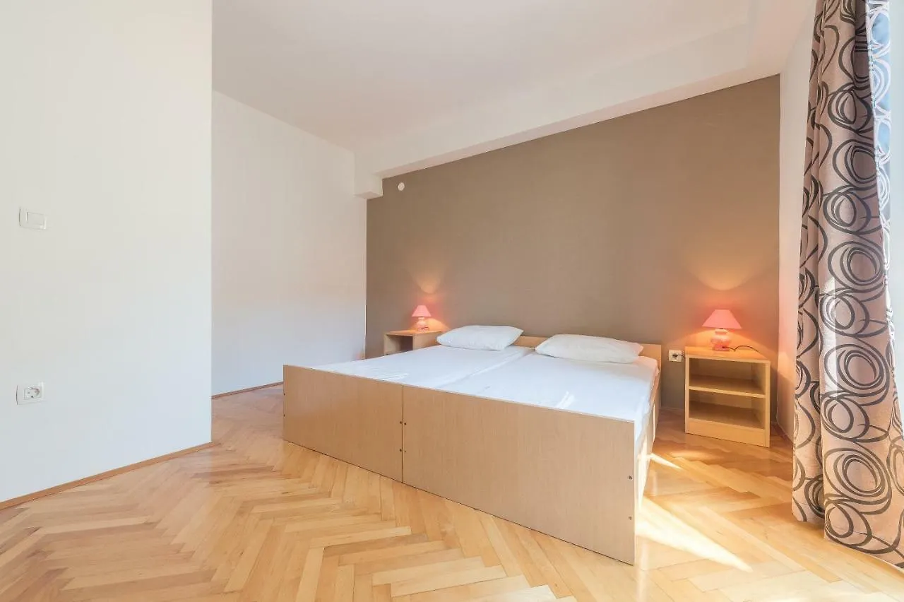 Apartment Apartmani Drago Biograd Na Moru