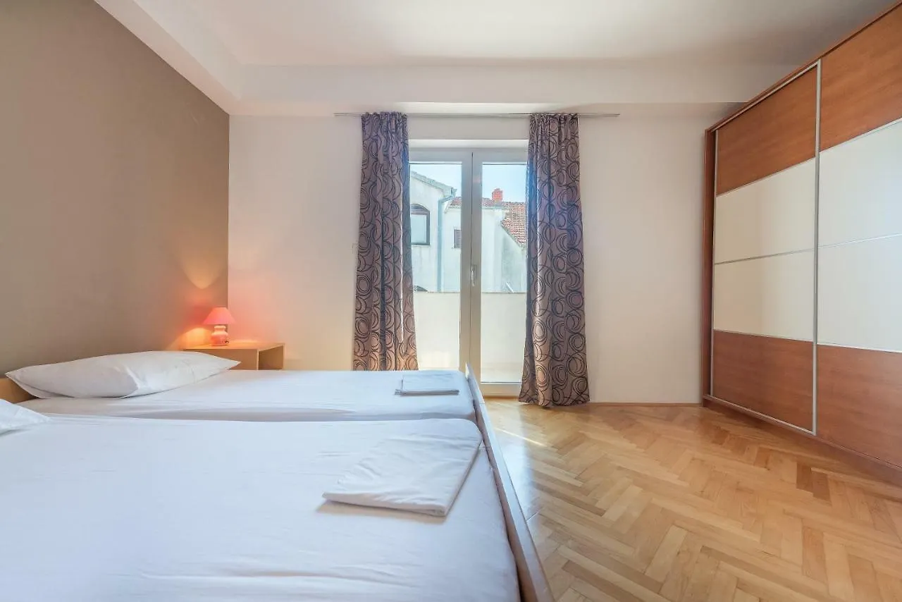 Apartment Apartmani Drago Biograd Na Moru Croatia