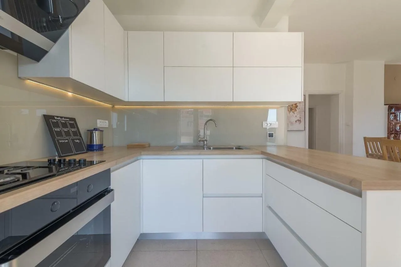 Apartmani Drago Biograd Na Moru